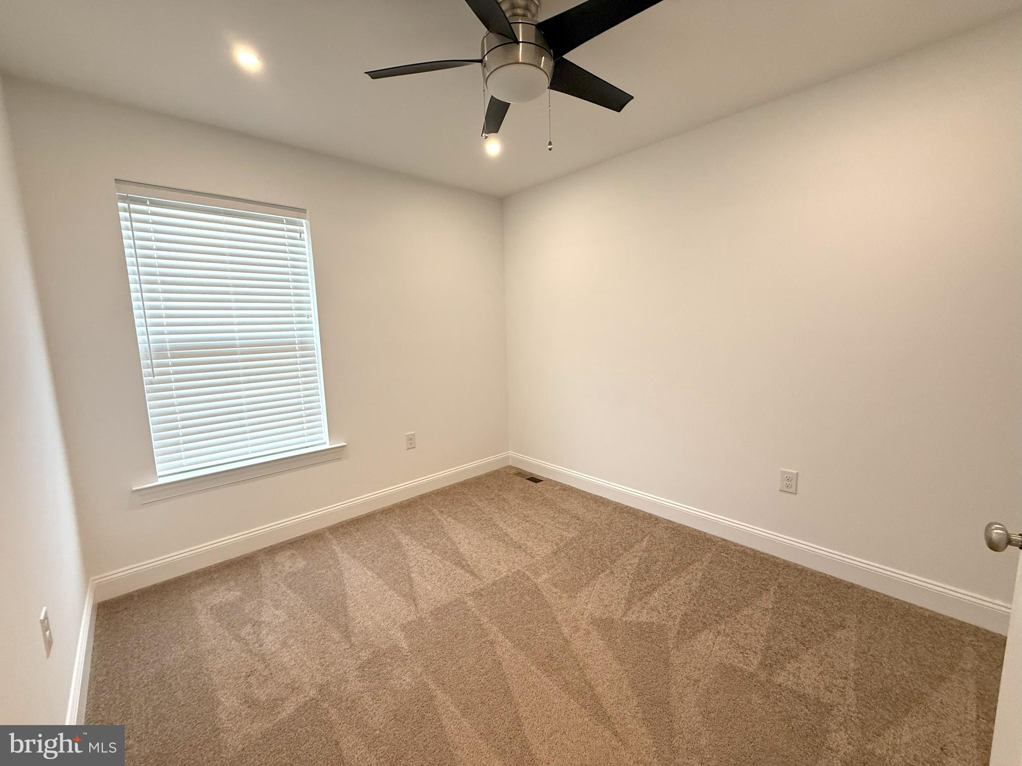 FREELAND SQUARE - Residential Lease