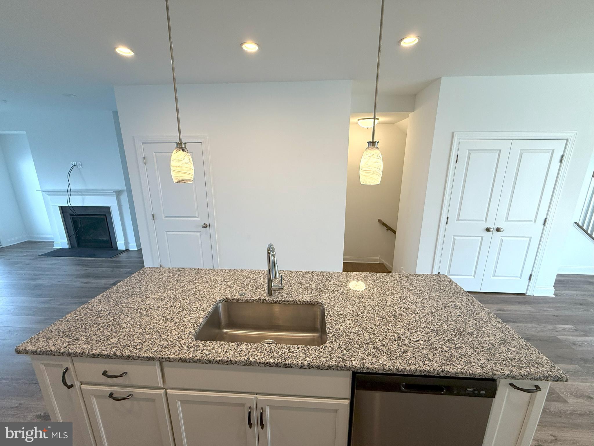 FREELAND SQUARE - Residential Lease