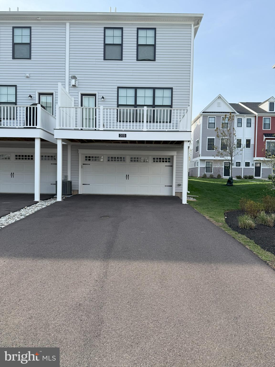 FREELAND SQUARE - Residential Lease