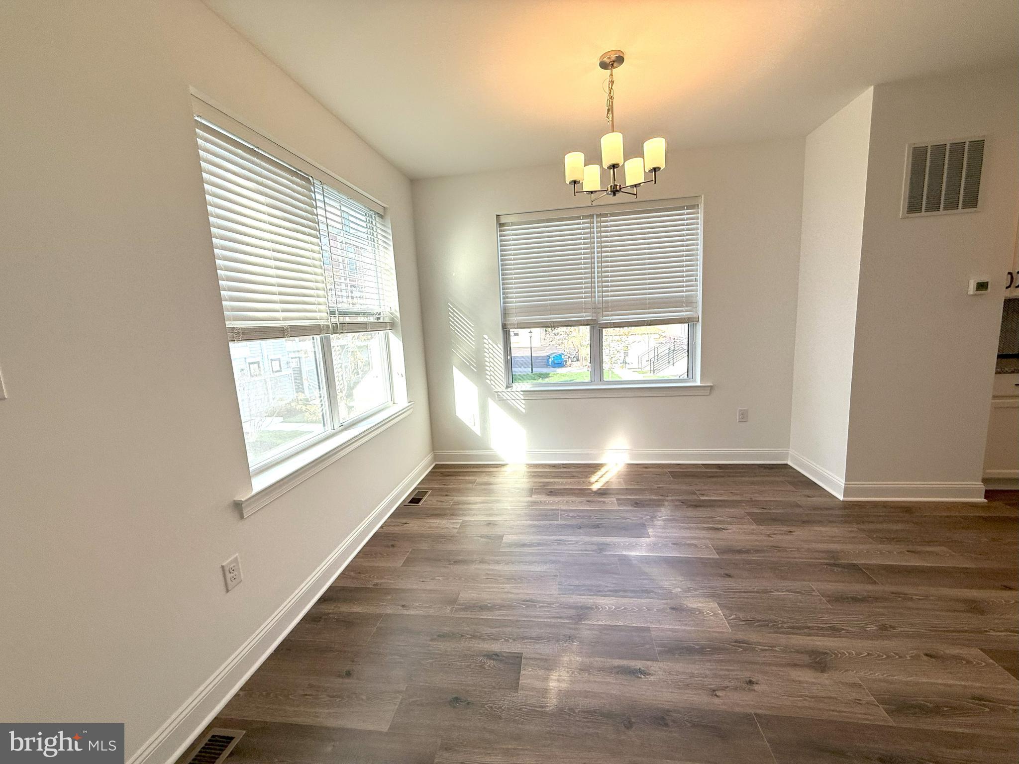 FREELAND SQUARE - Residential Lease