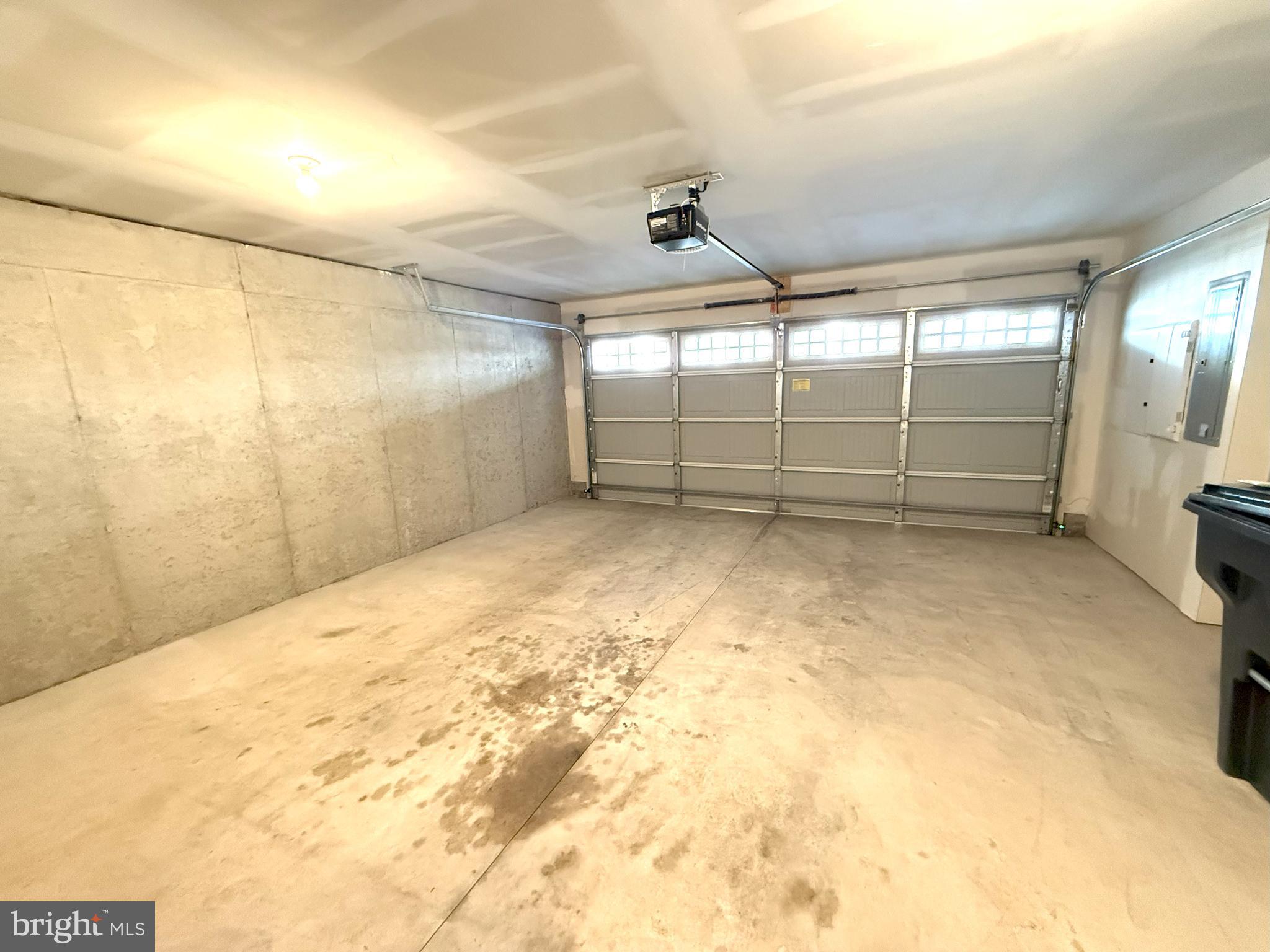 FREELAND SQUARE - Residential Lease