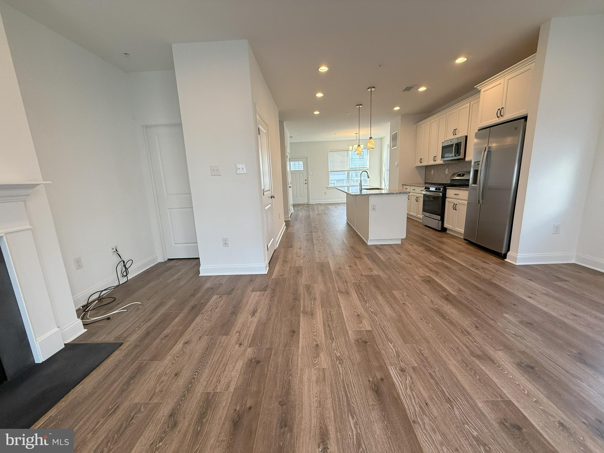 FREELAND SQUARE - Residential Lease