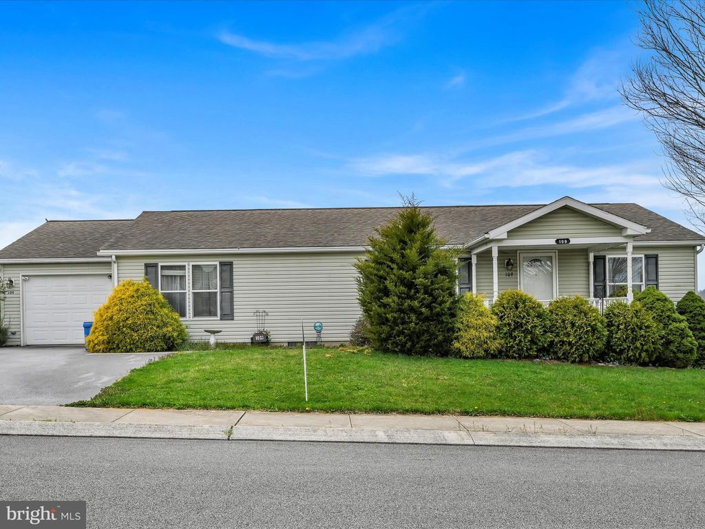 Photo of 109 Homestead Drive, Stevens, PA 17578 (MLS # PALA2049194)