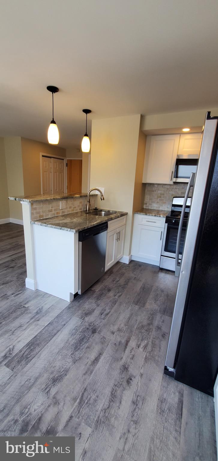2101 CHESTNUT STREET 17 1105