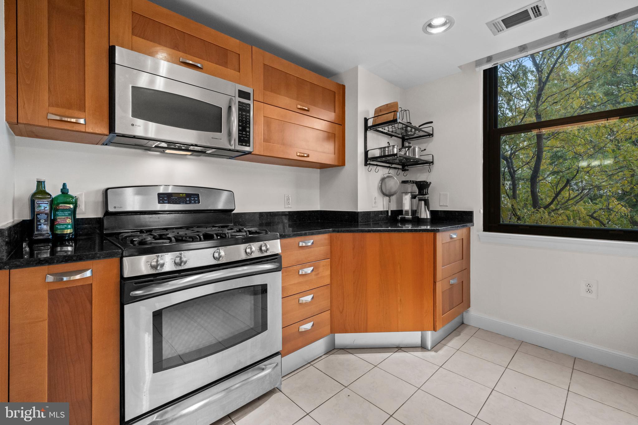 2451 MIDTOWN AVENUE 203