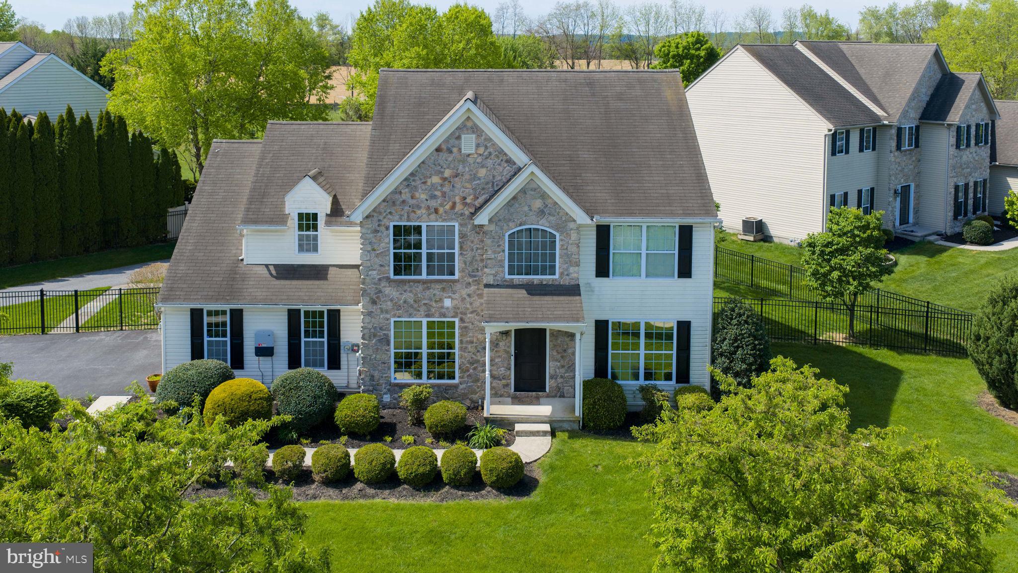 THISTLEDOWN - Residential