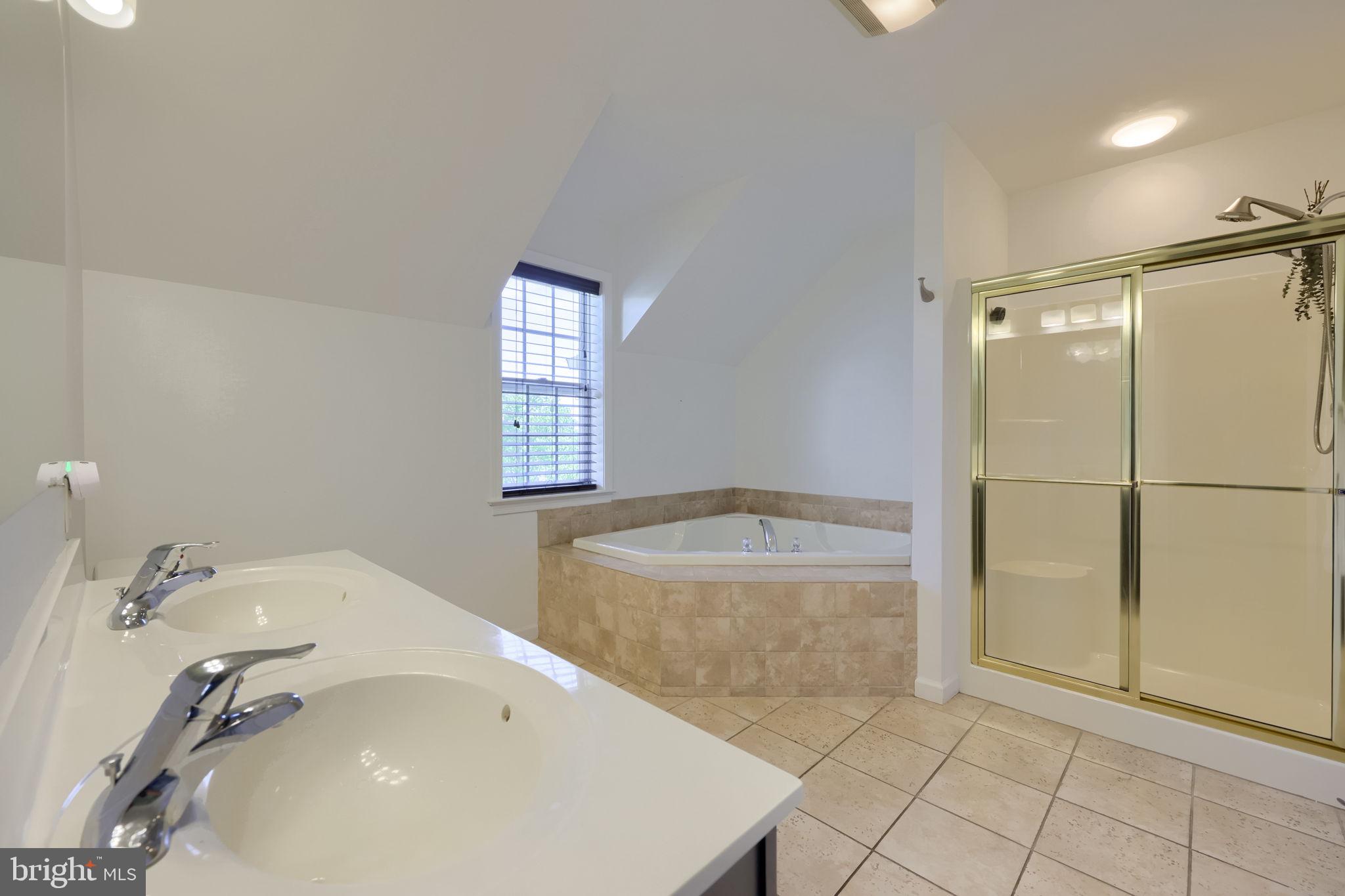 THISTLEDOWN - Residential