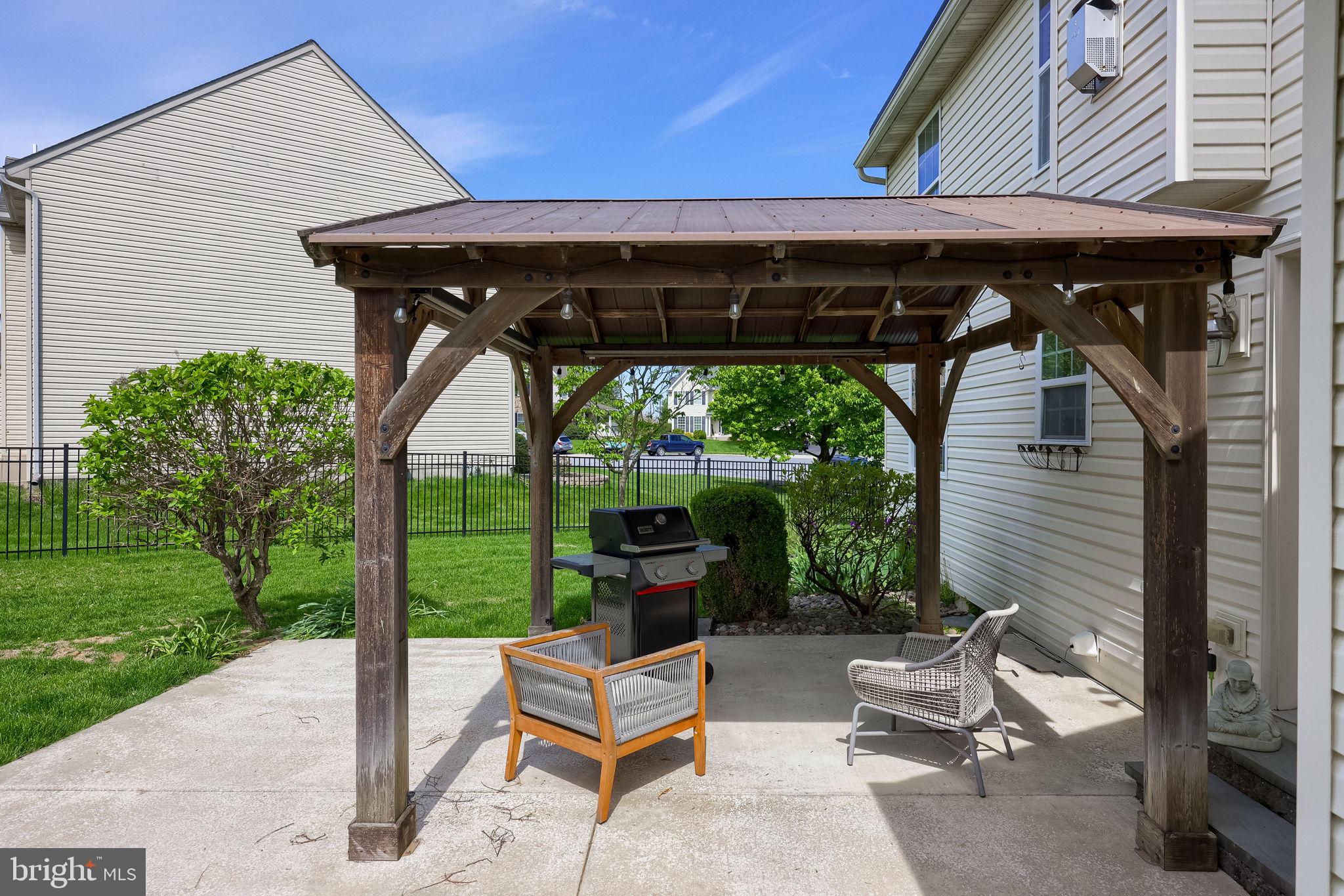 THISTLEDOWN - Residential