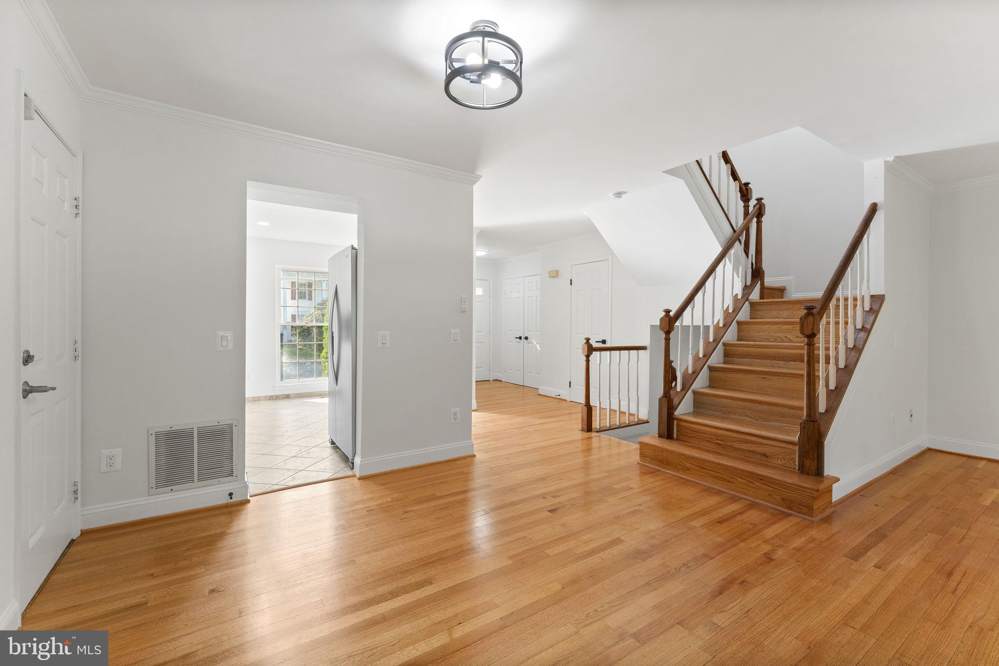 BURKE CENTRE - Residential