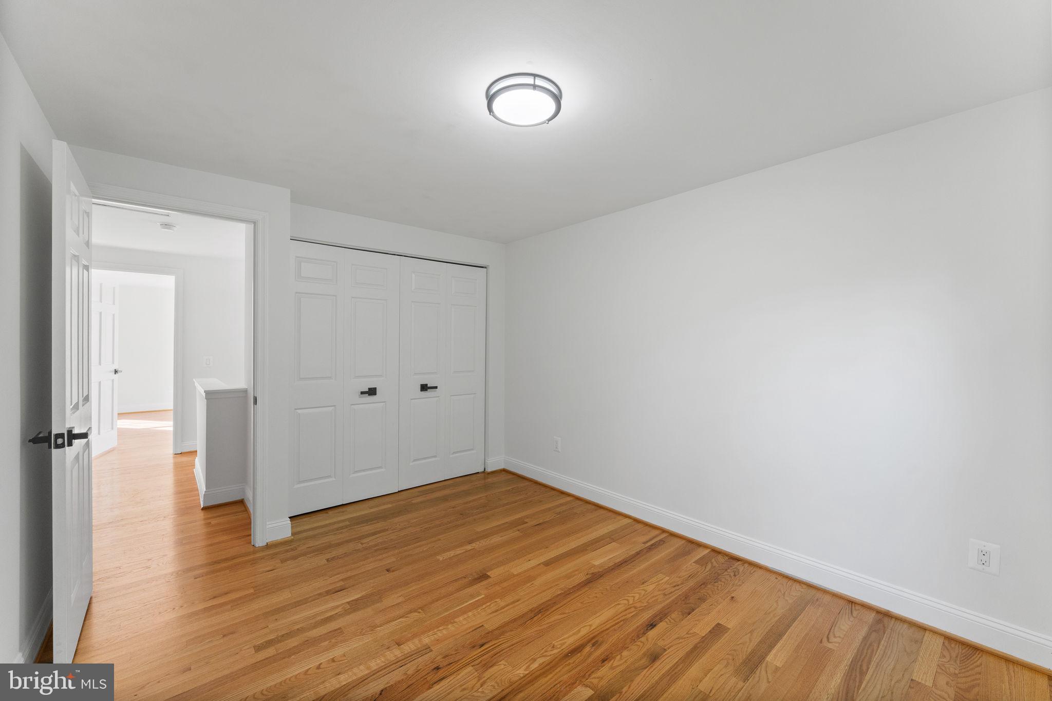 BURKE CENTRE - Residential