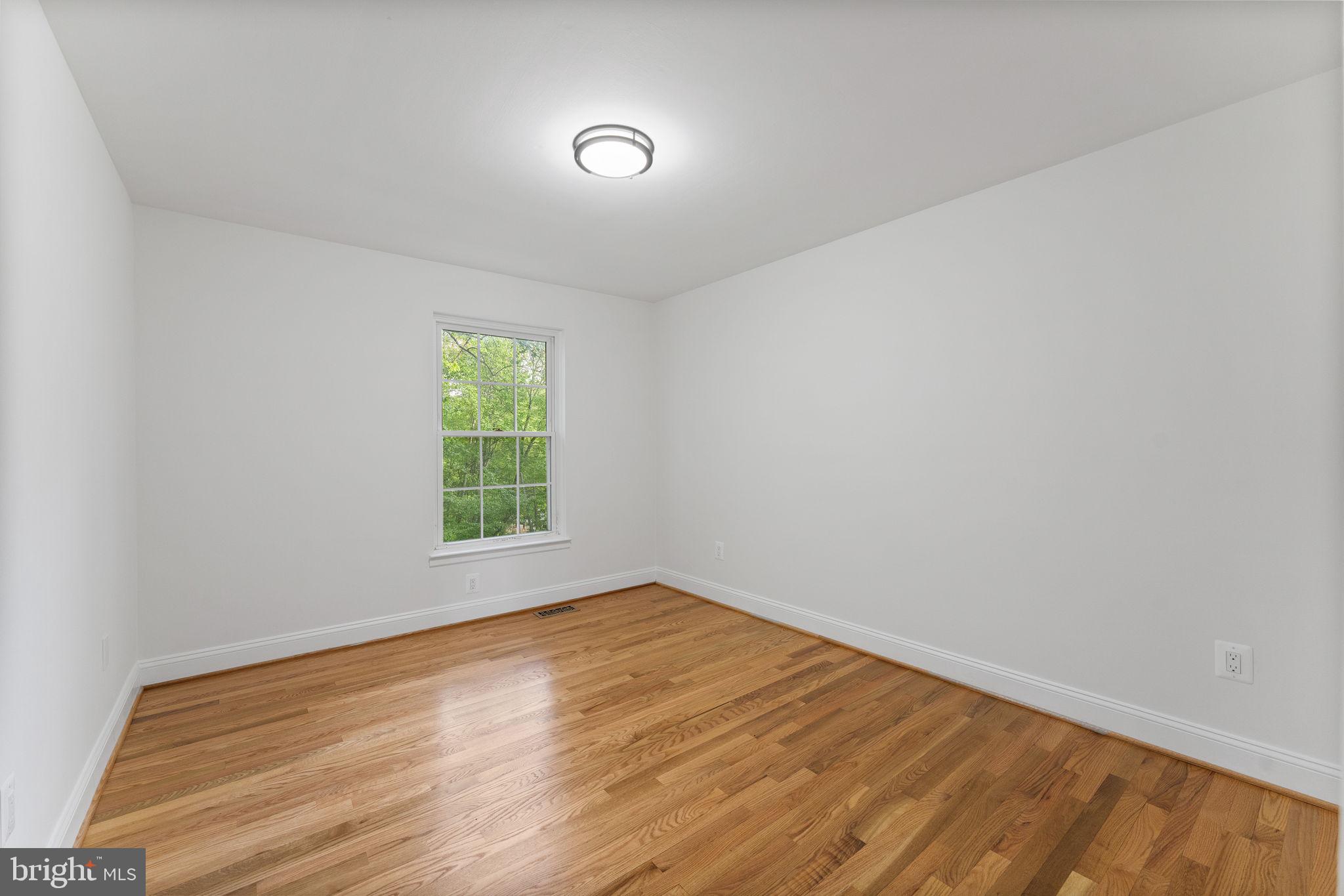 BURKE CENTRE - Residential