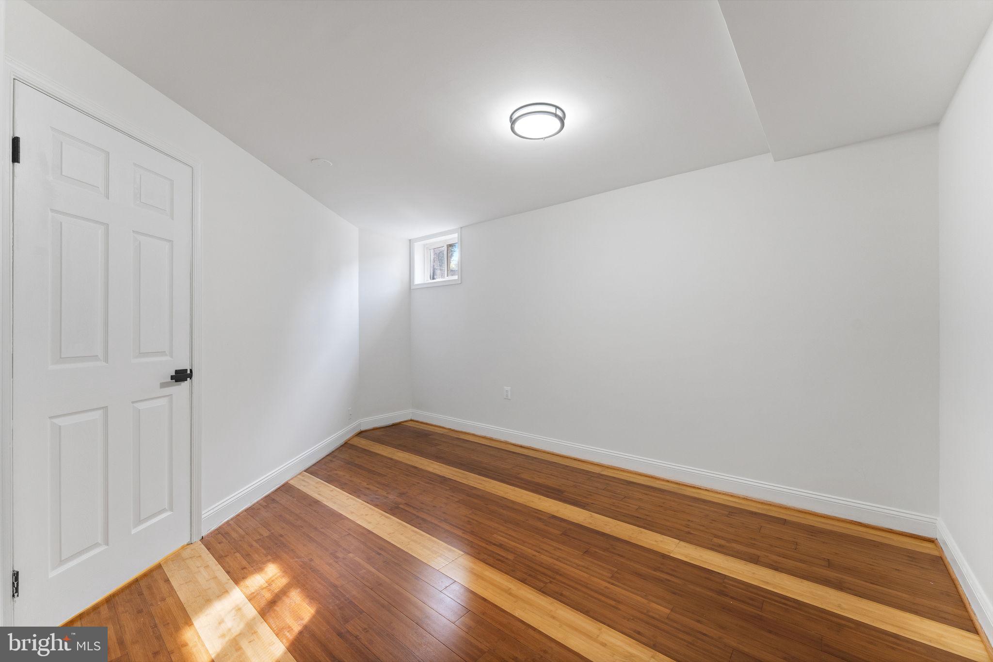 BURKE CENTRE - Residential