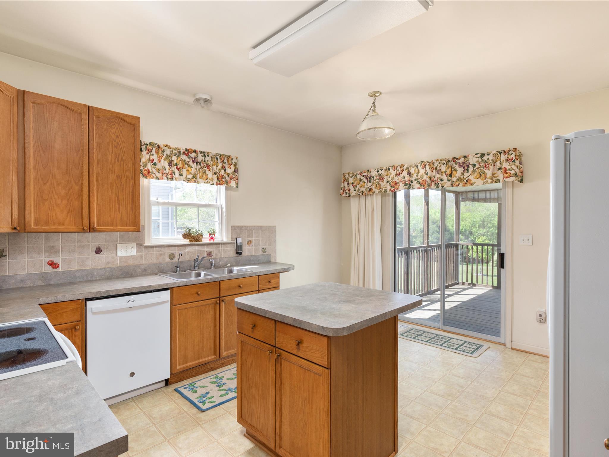 STONEBRIDGE - Residential