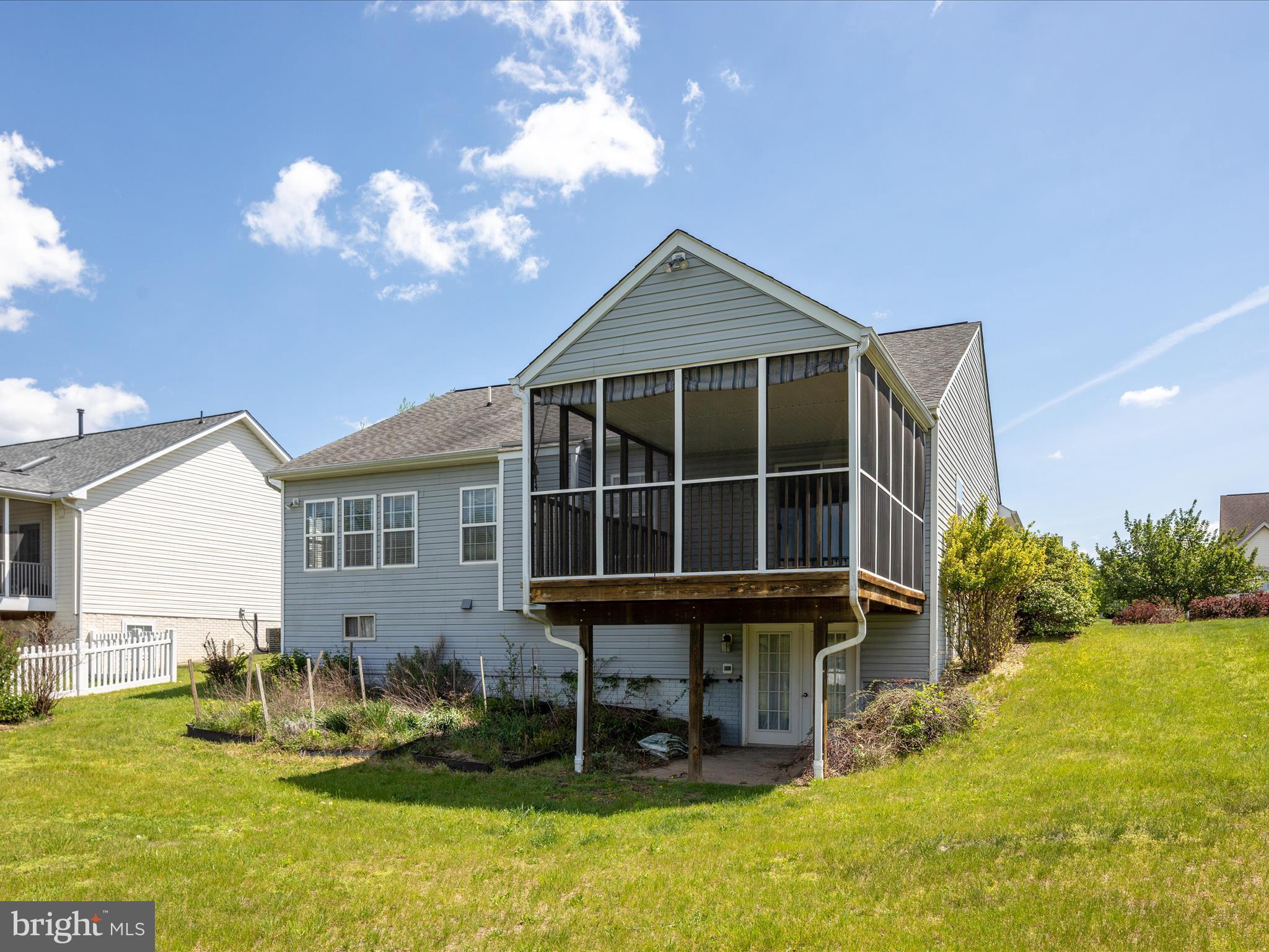 STONEBRIDGE - Residential