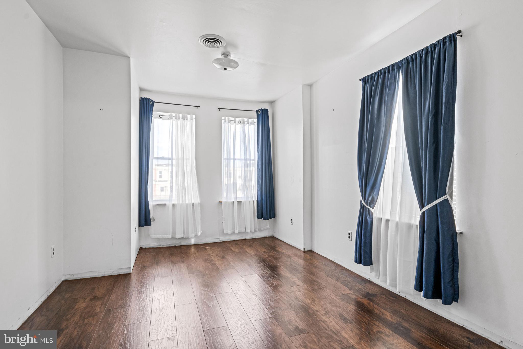 GRAYS FERRY - Residential