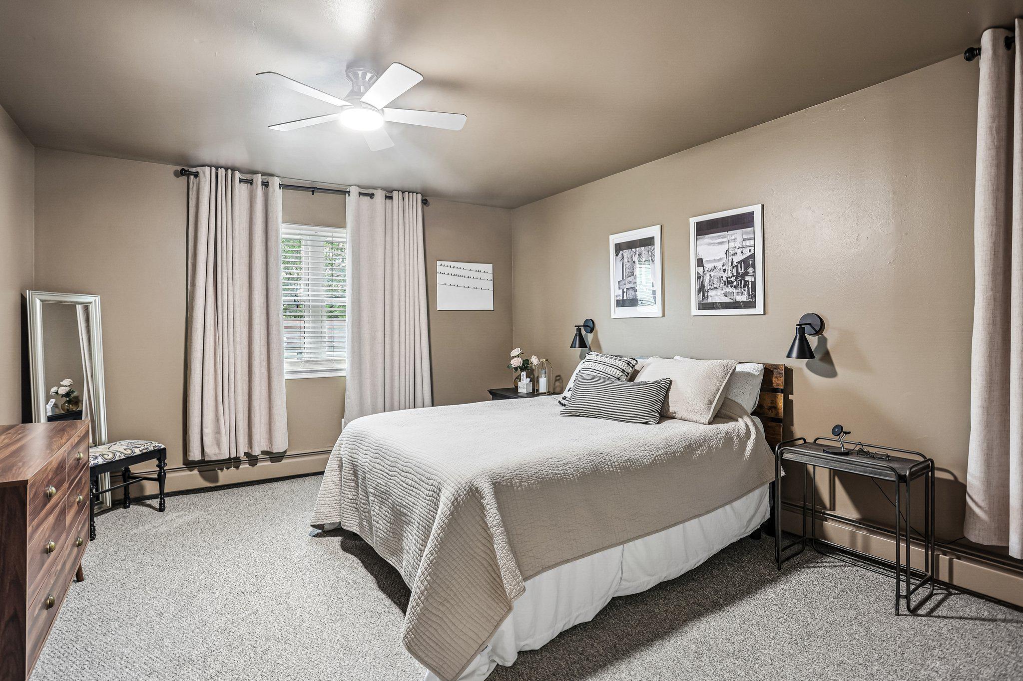 PARK RIDGE ESTS - Residential
