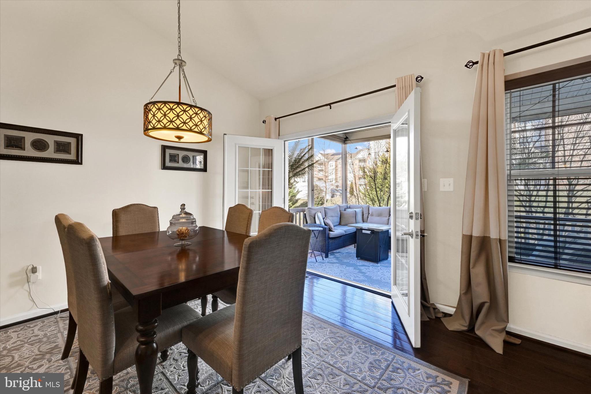 BULLE ROCK - Residential