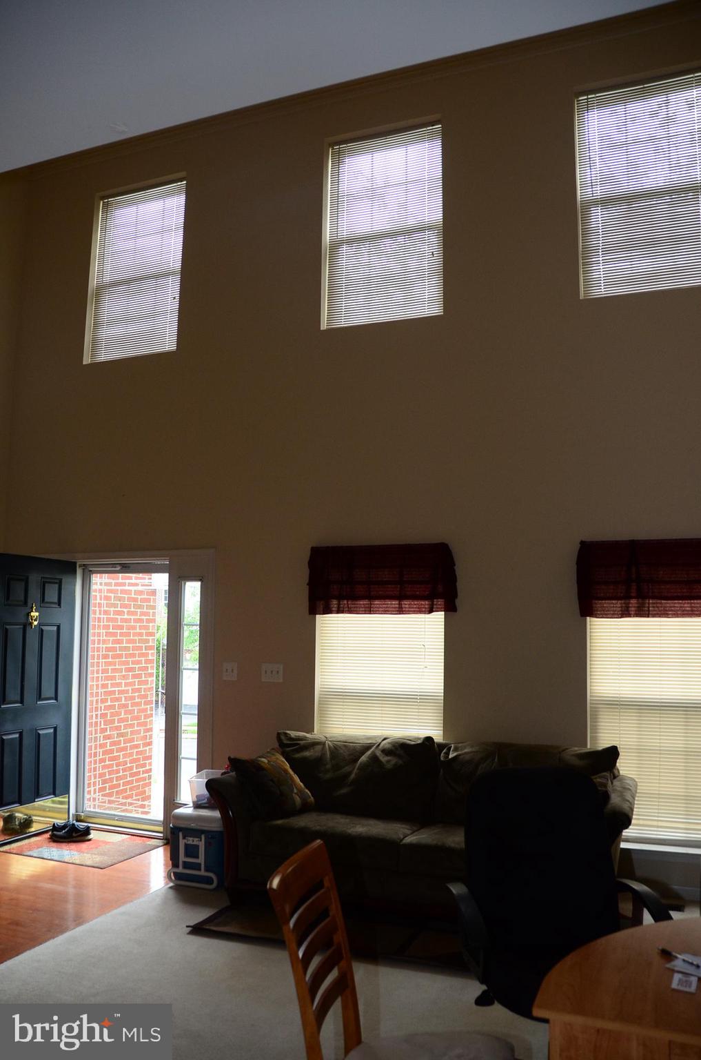 LAKE TERRAPIN - Residential Lease