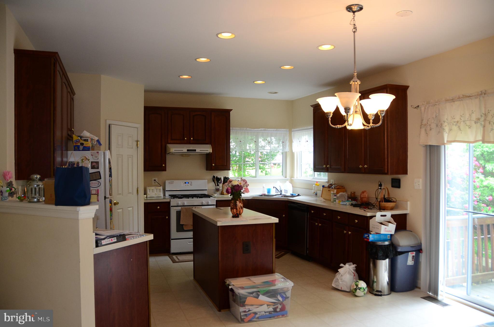 LAKE TERRAPIN - Residential Lease