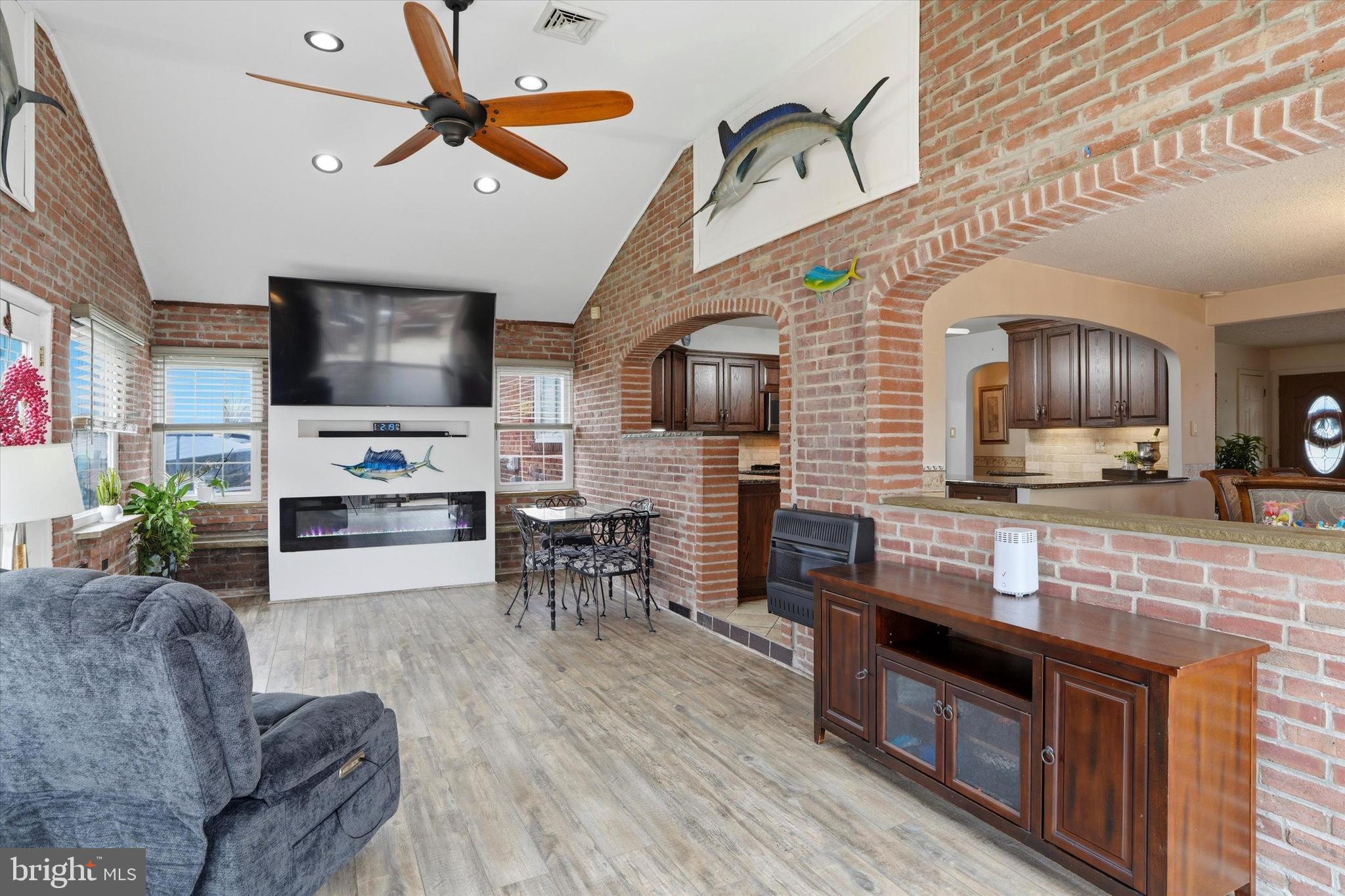 VALLEY VIEW - Residential