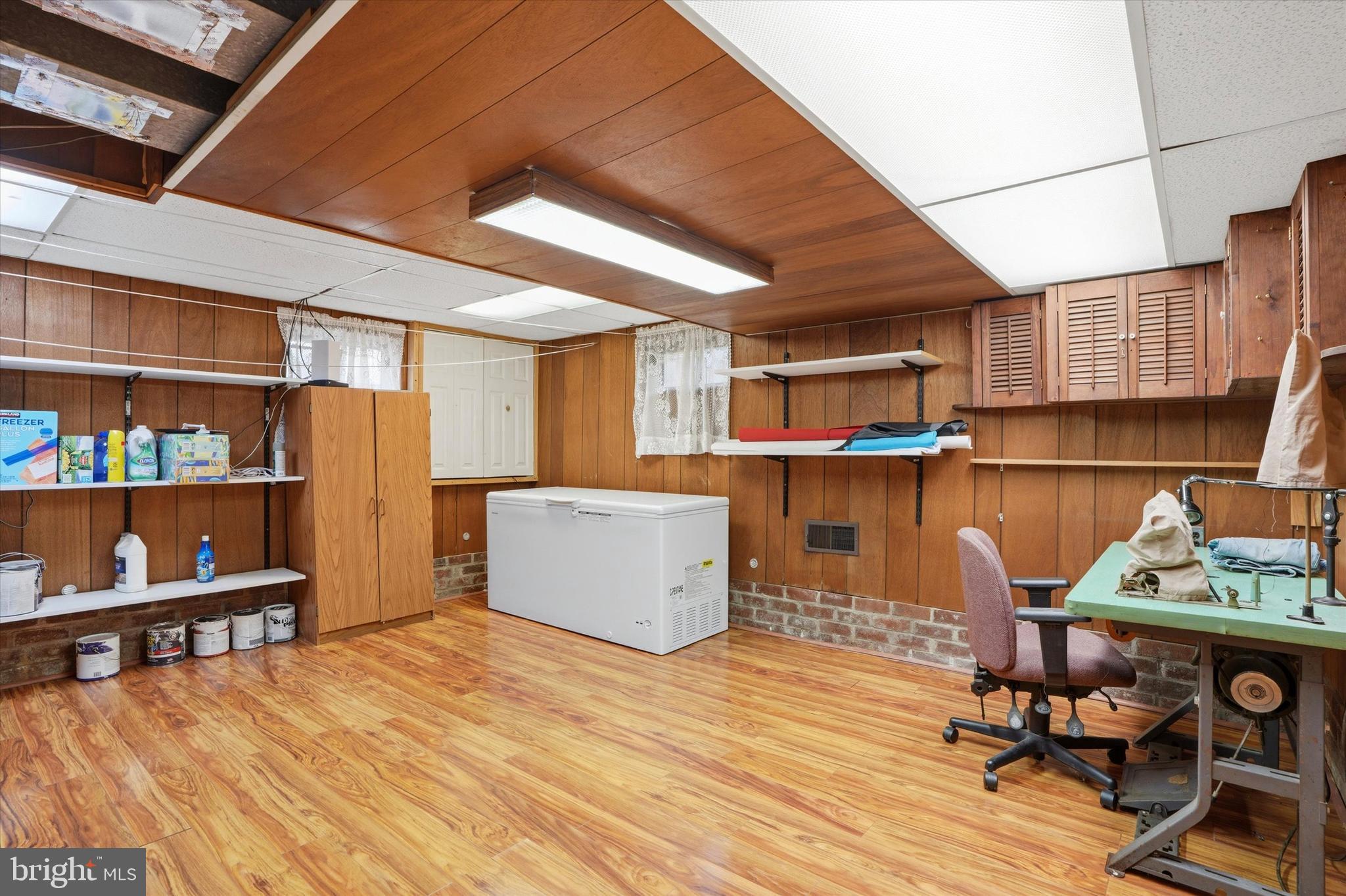 VALLEY VIEW - Residential