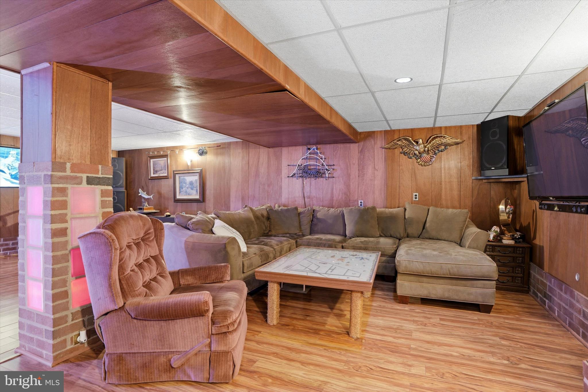 VALLEY VIEW - Residential