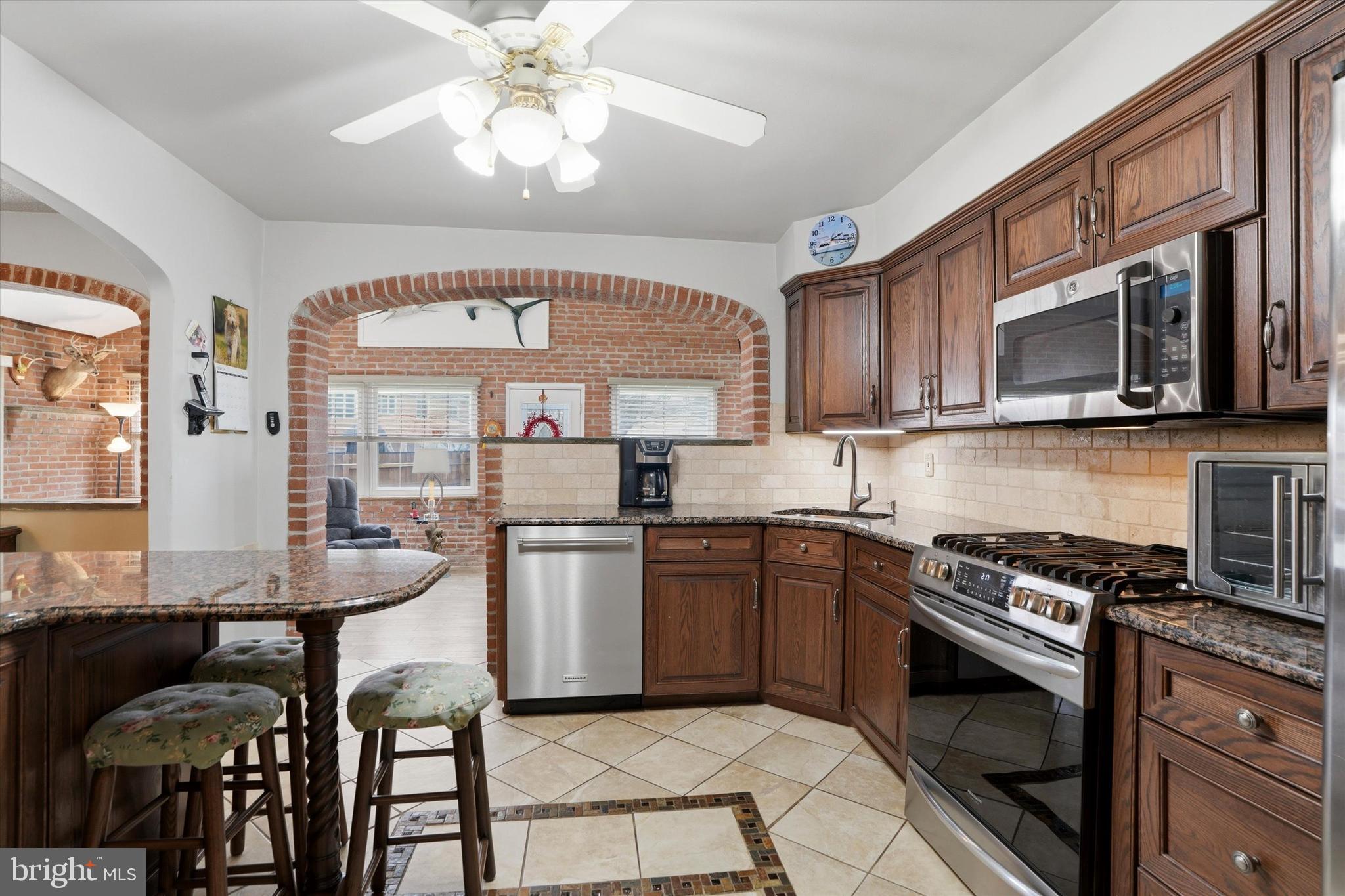 VALLEY VIEW - Residential