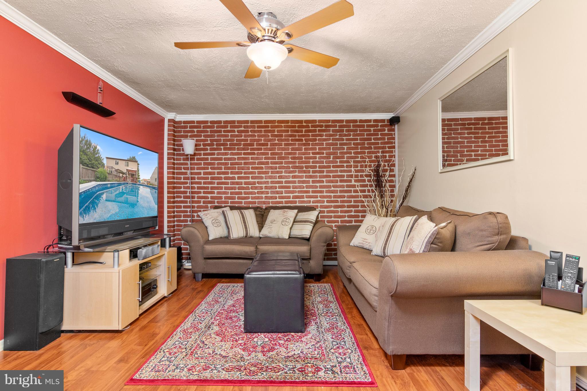 TURF VALLEY - Residential