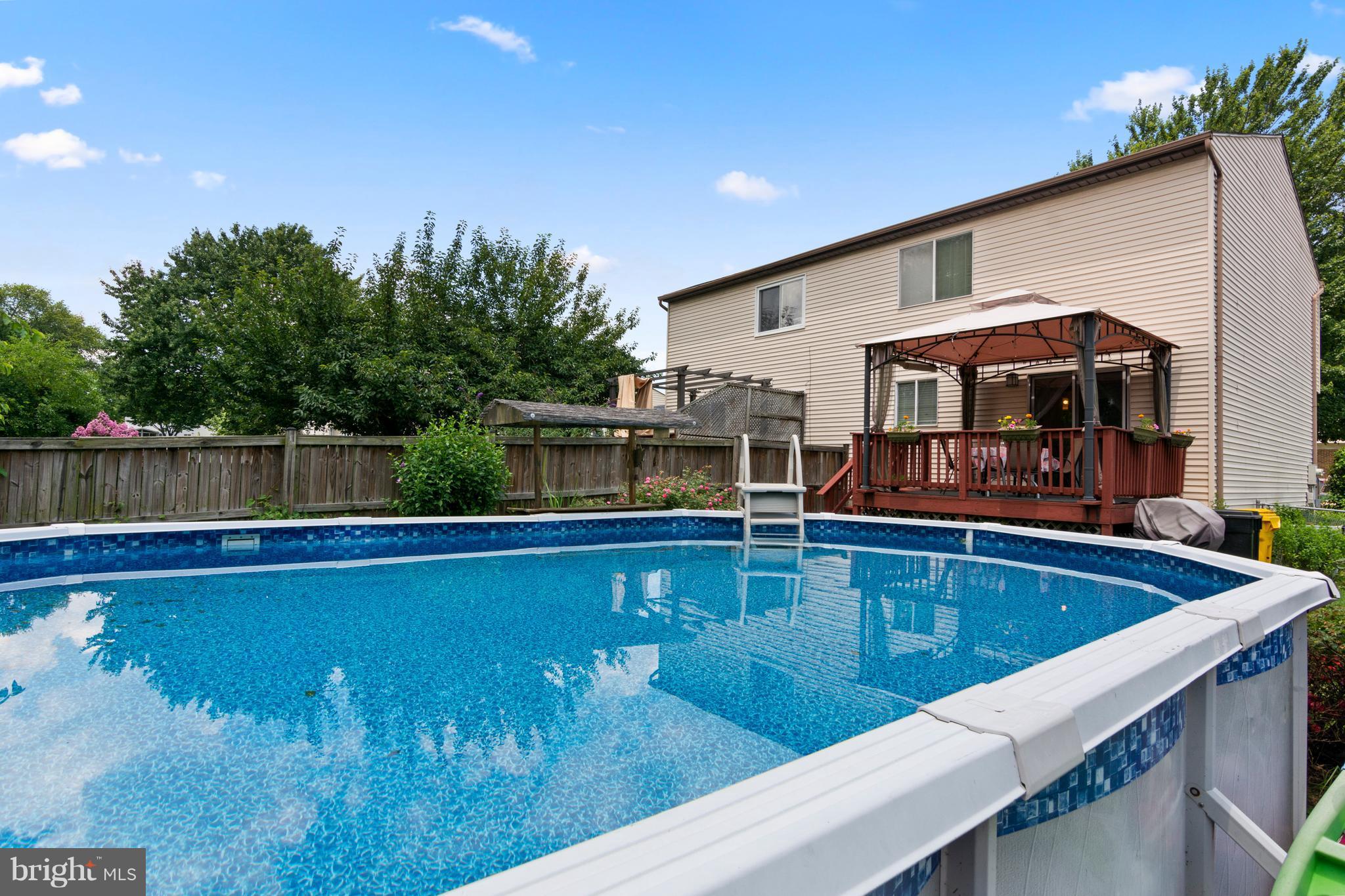 TURF VALLEY - Residential