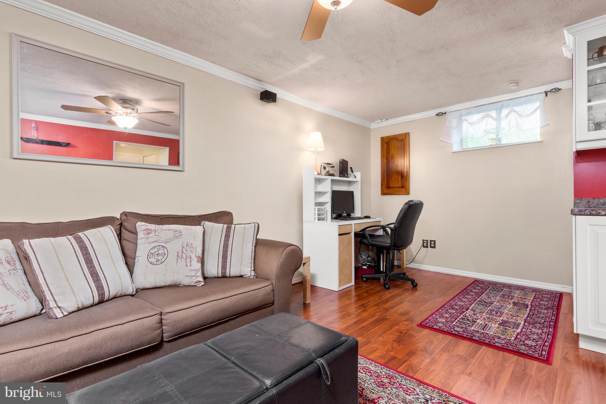 TURF VALLEY - Residential