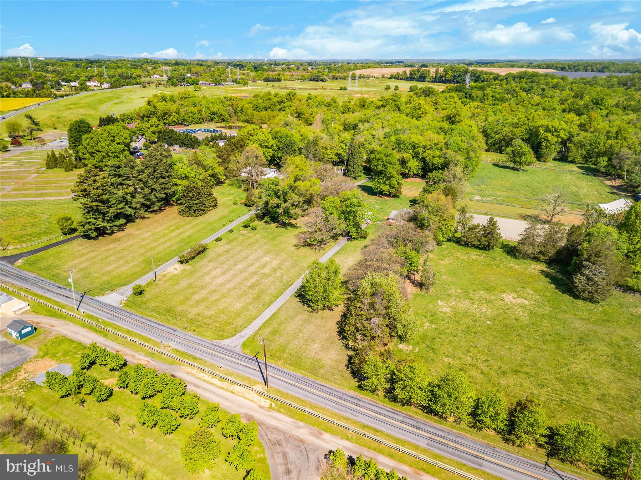LAYTONSVILLE OUTSIDE - Land