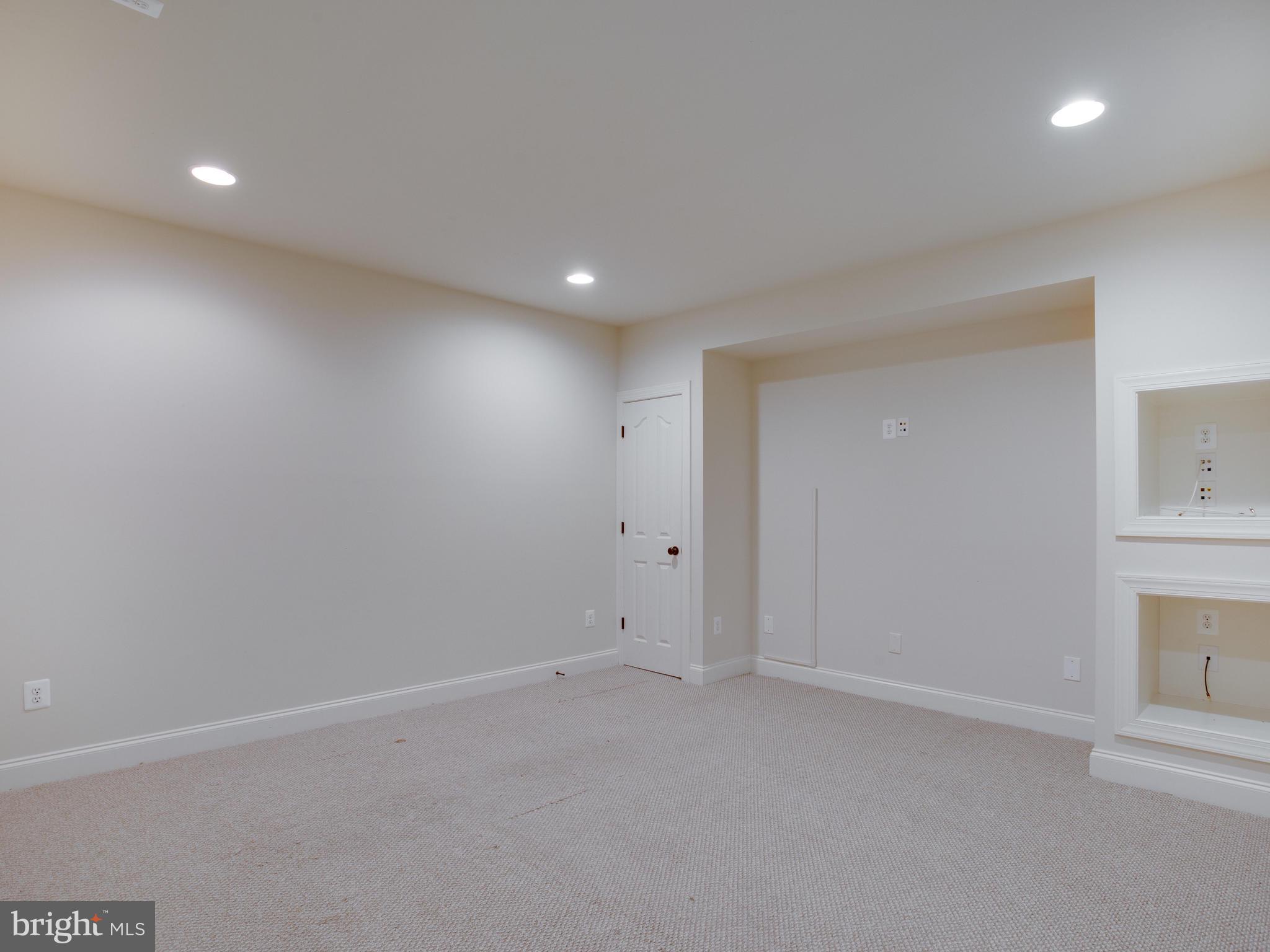 FARMS AT HUNTING CREEK - Residential