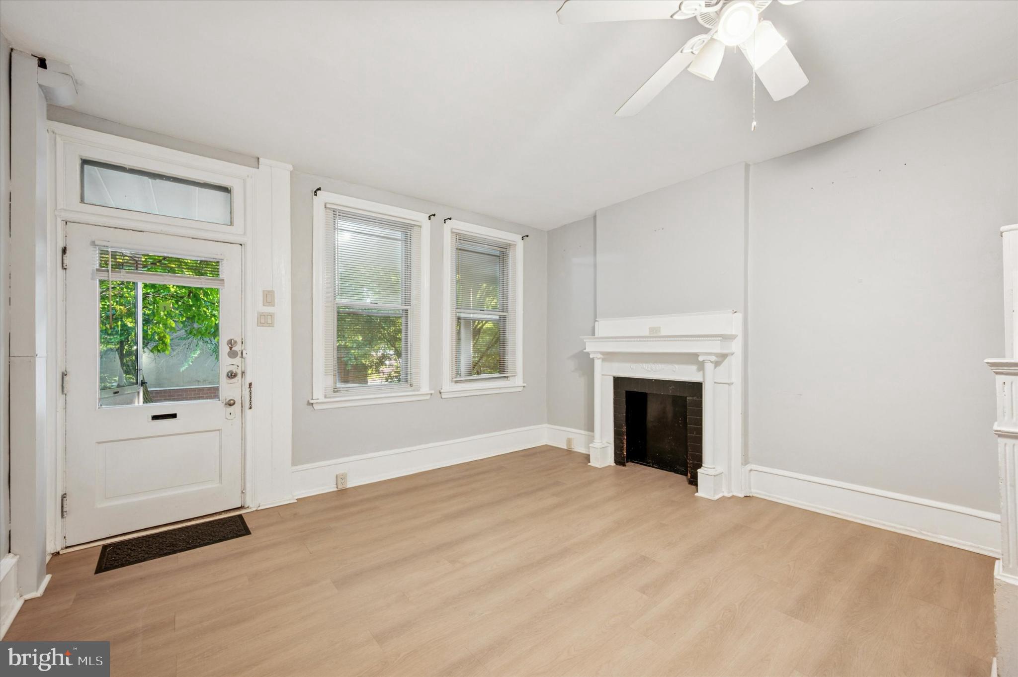 EAST FALLS - Residential