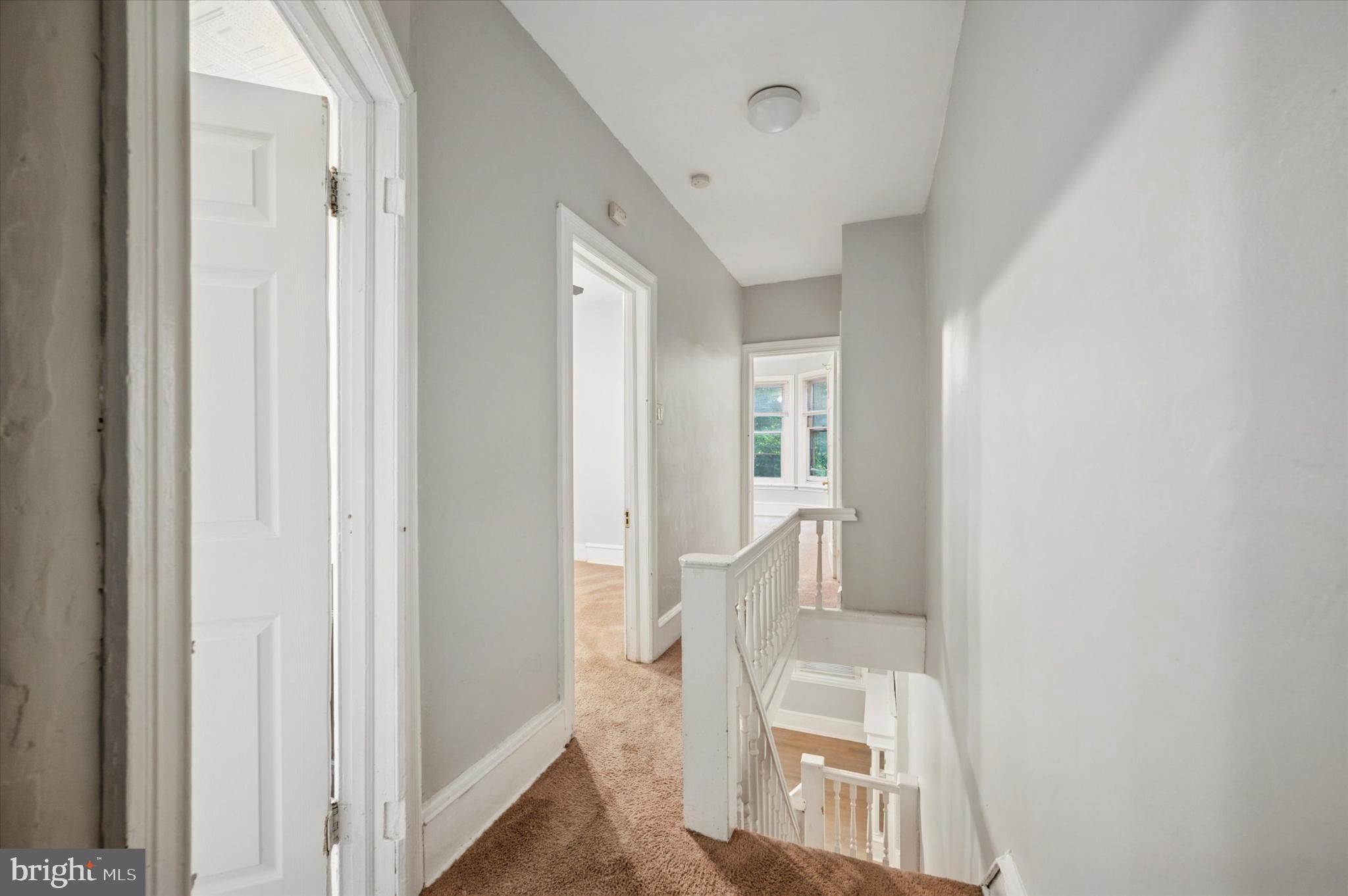 EAST FALLS - Residential