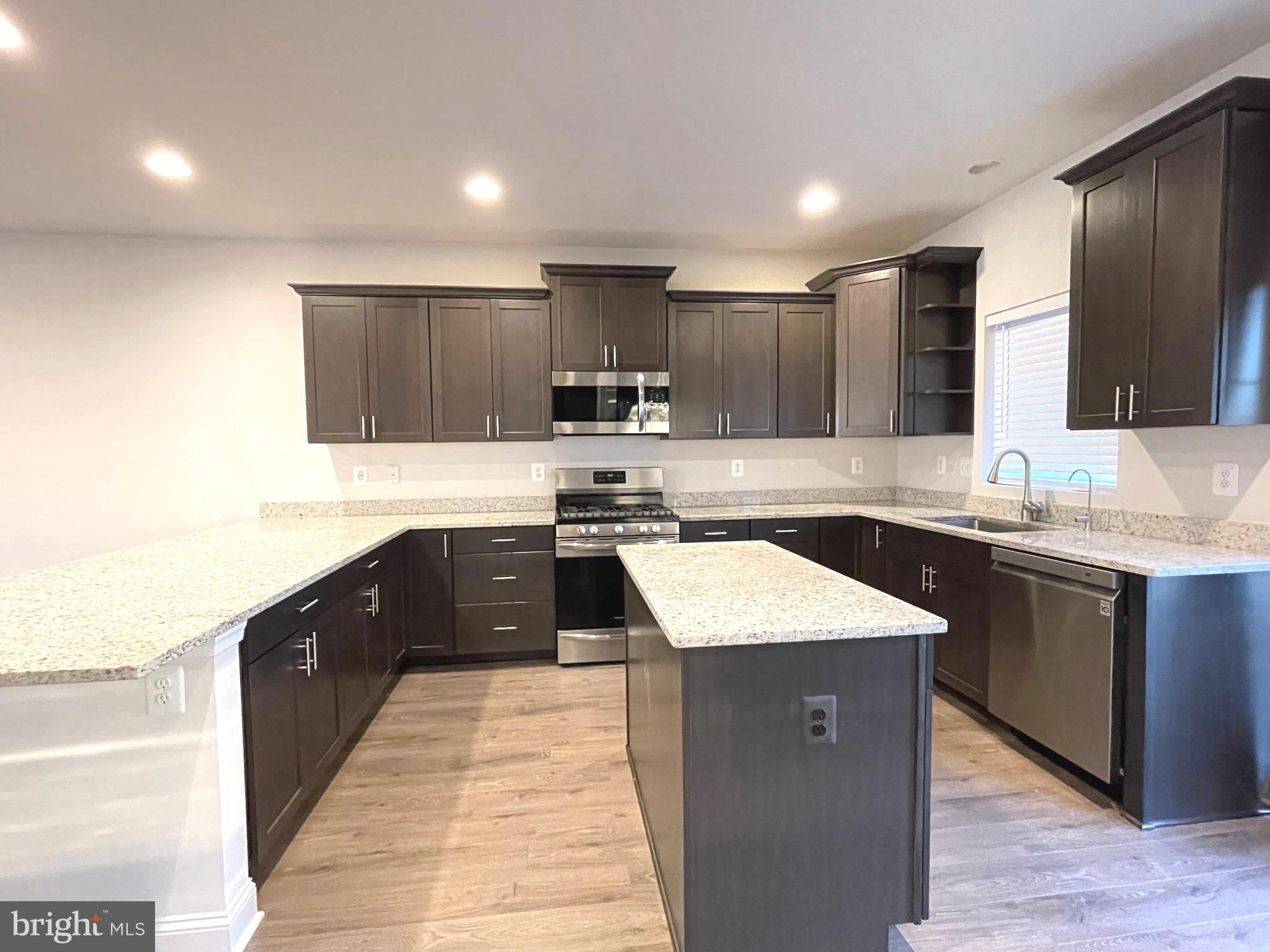 FIELDSTONE PRESERVE - Residential Lease