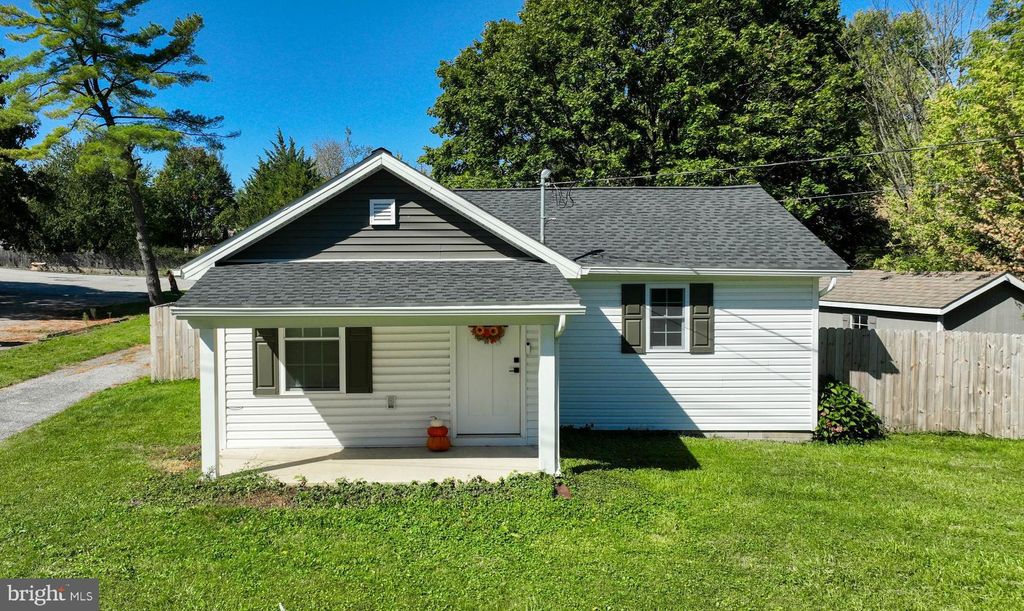 Photo of 15 Burkholder Road, RED LION, PA 17356 (MLS # PAYK2091728)