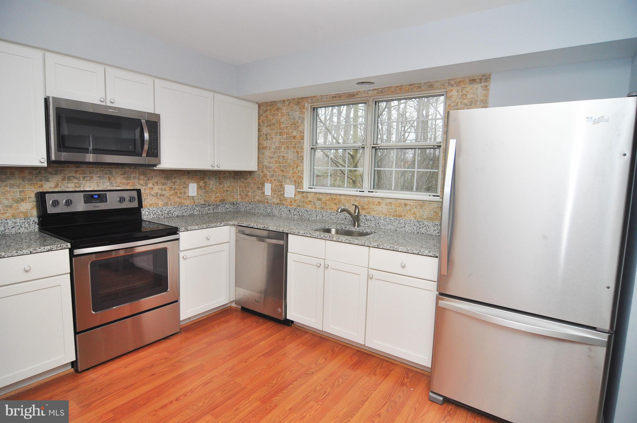 LAKE RIDGE - Residential