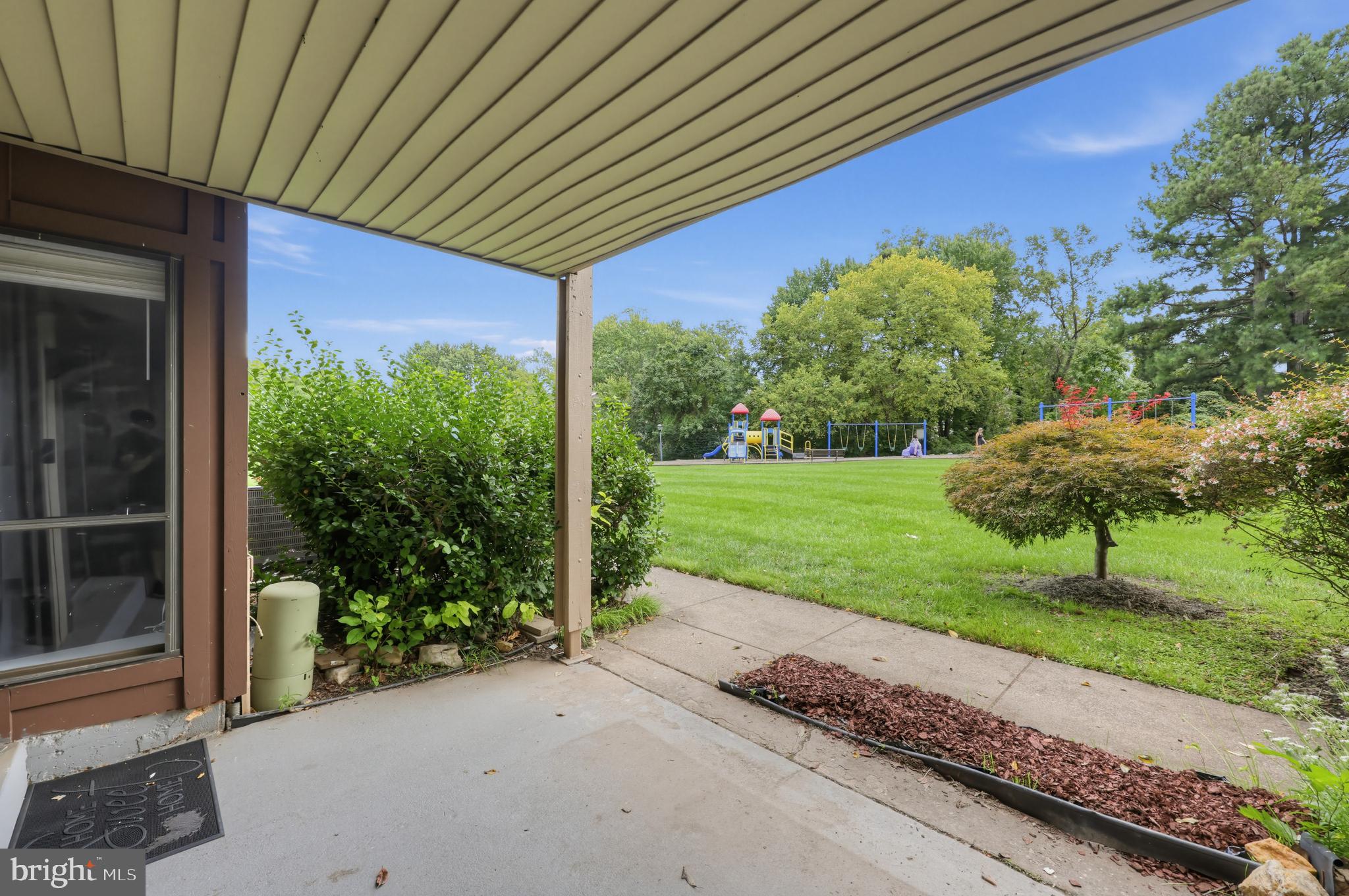 5803 ROYAL RIDGE DRIVE I
