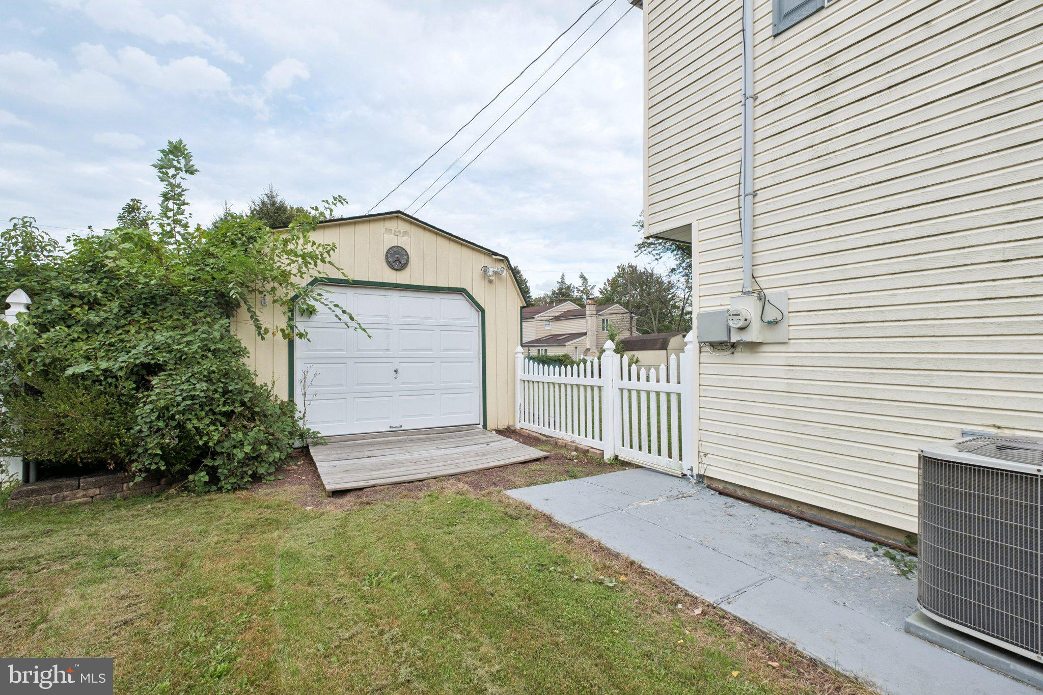 NON AVAILABLE - Residential