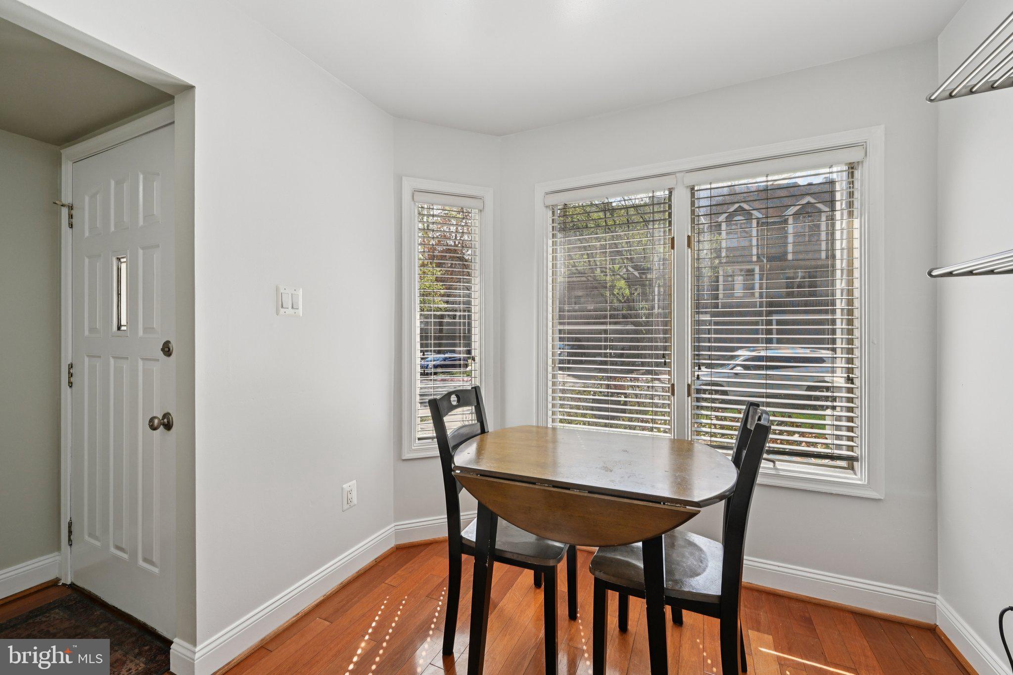 5095 COLUMBIA ROAD 16