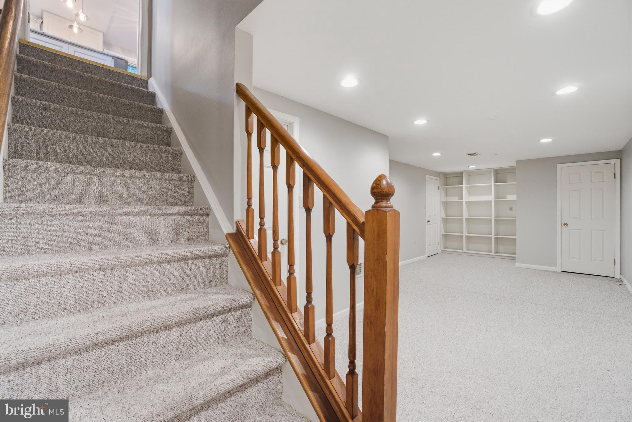 VILLAGE OF KINGS CONTRIVANCE - Residential