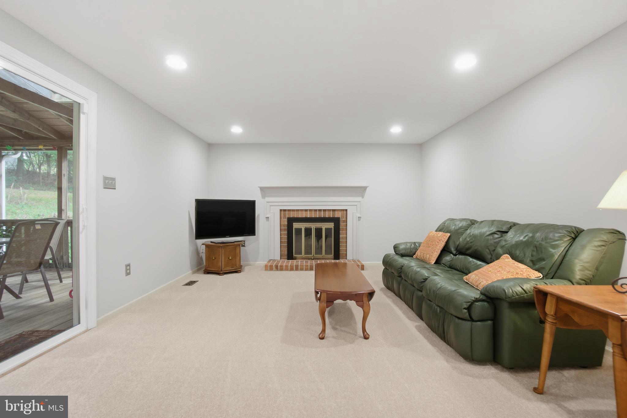 VILLAGE OF KINGS CONTRIVANCE - Residential