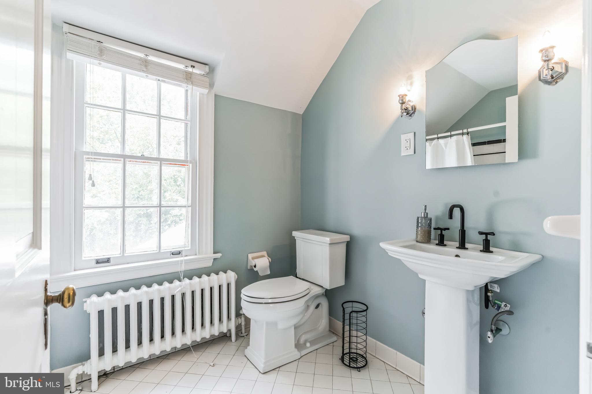 CURRAN TERRACE - Residential