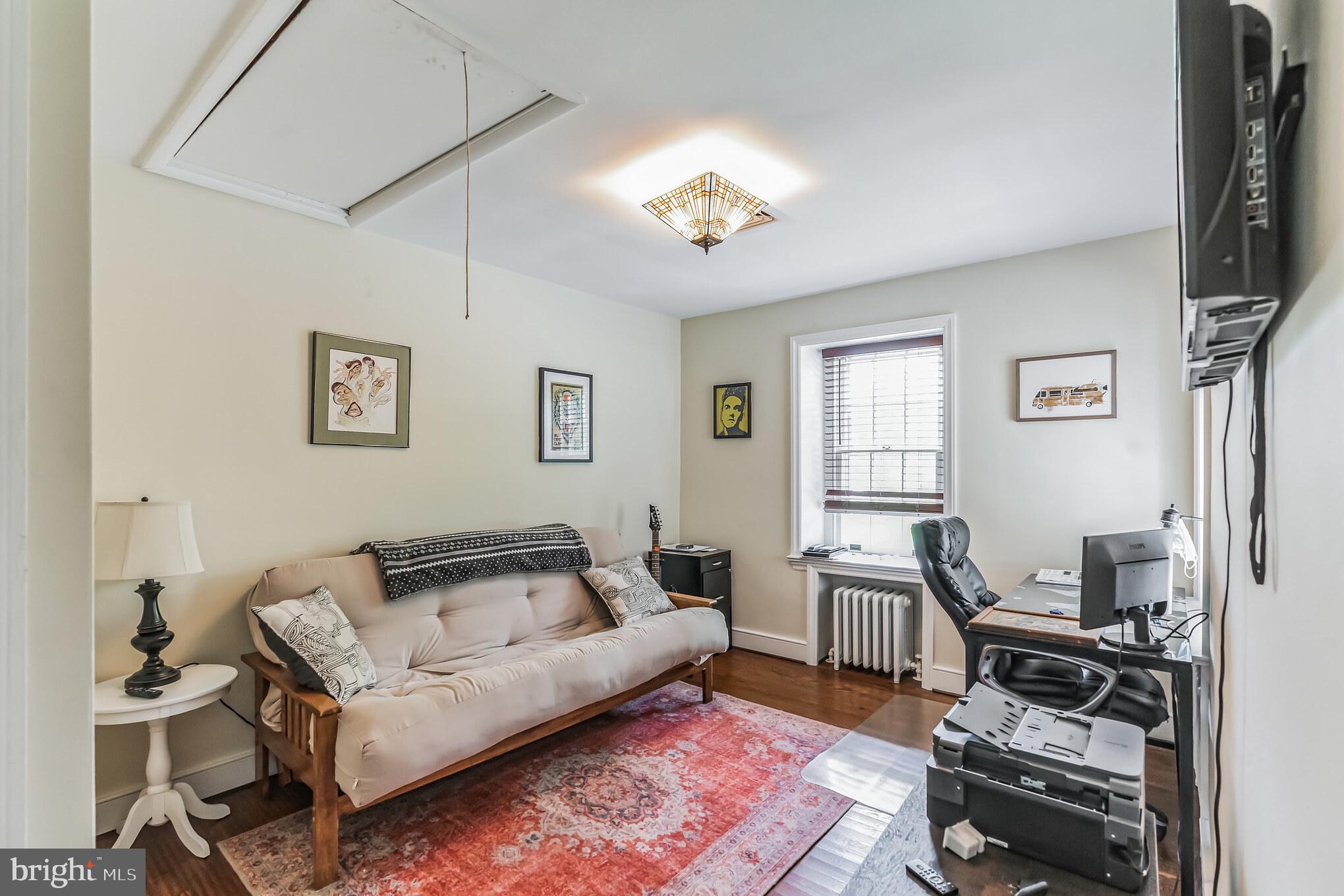 CURRAN TERRACE - Residential