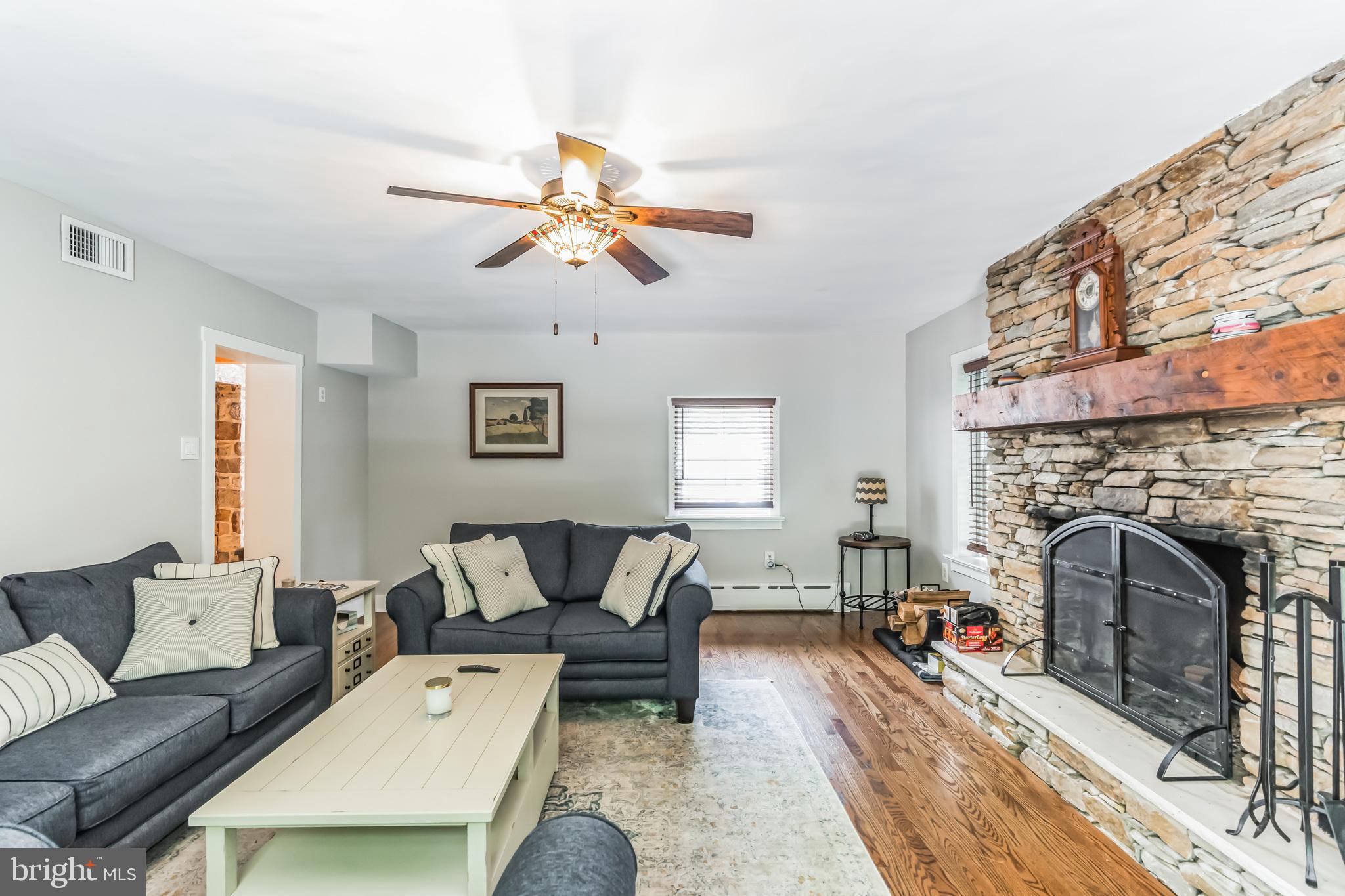 CURRAN TERRACE - Residential