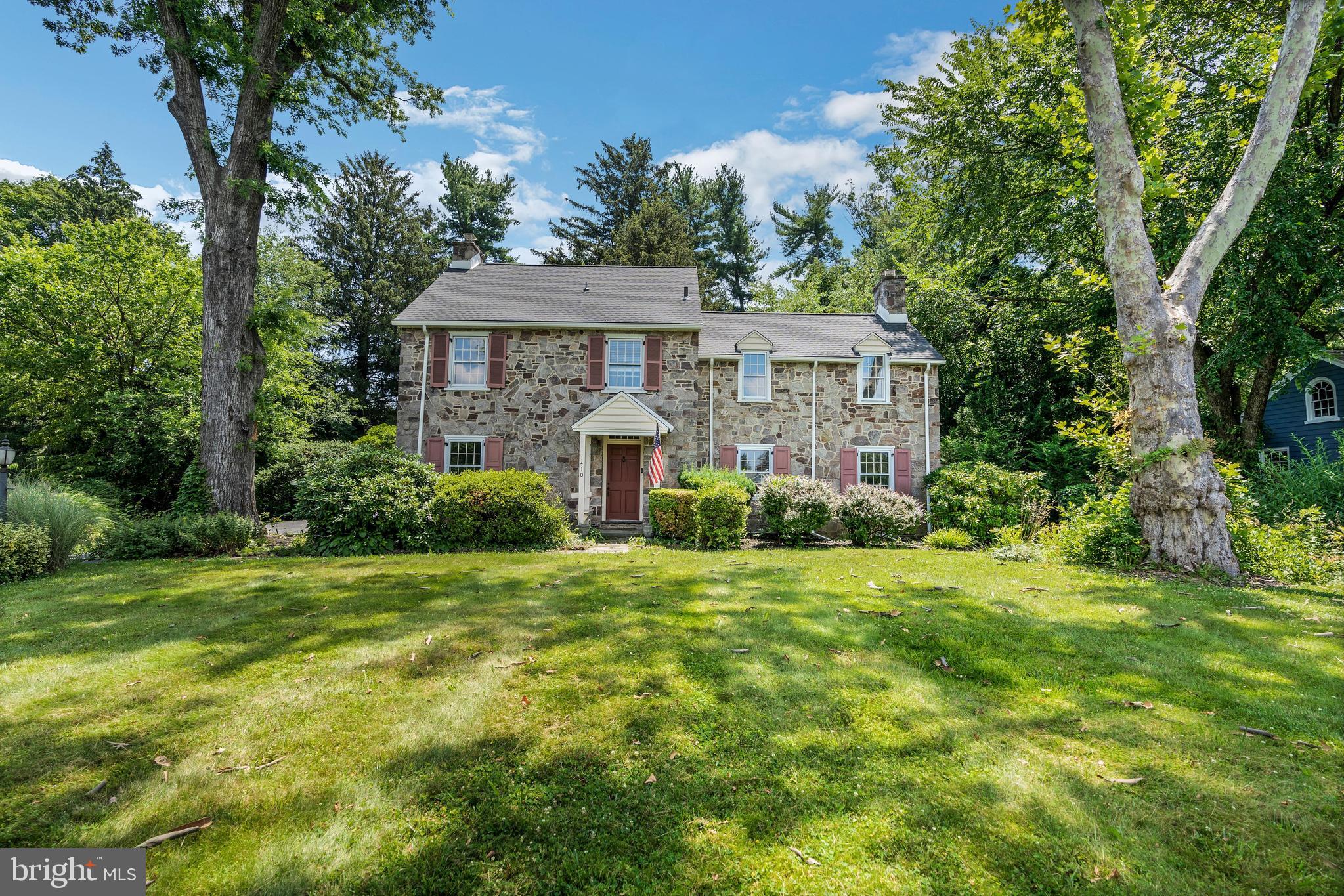 CURRAN TERRACE - Residential
