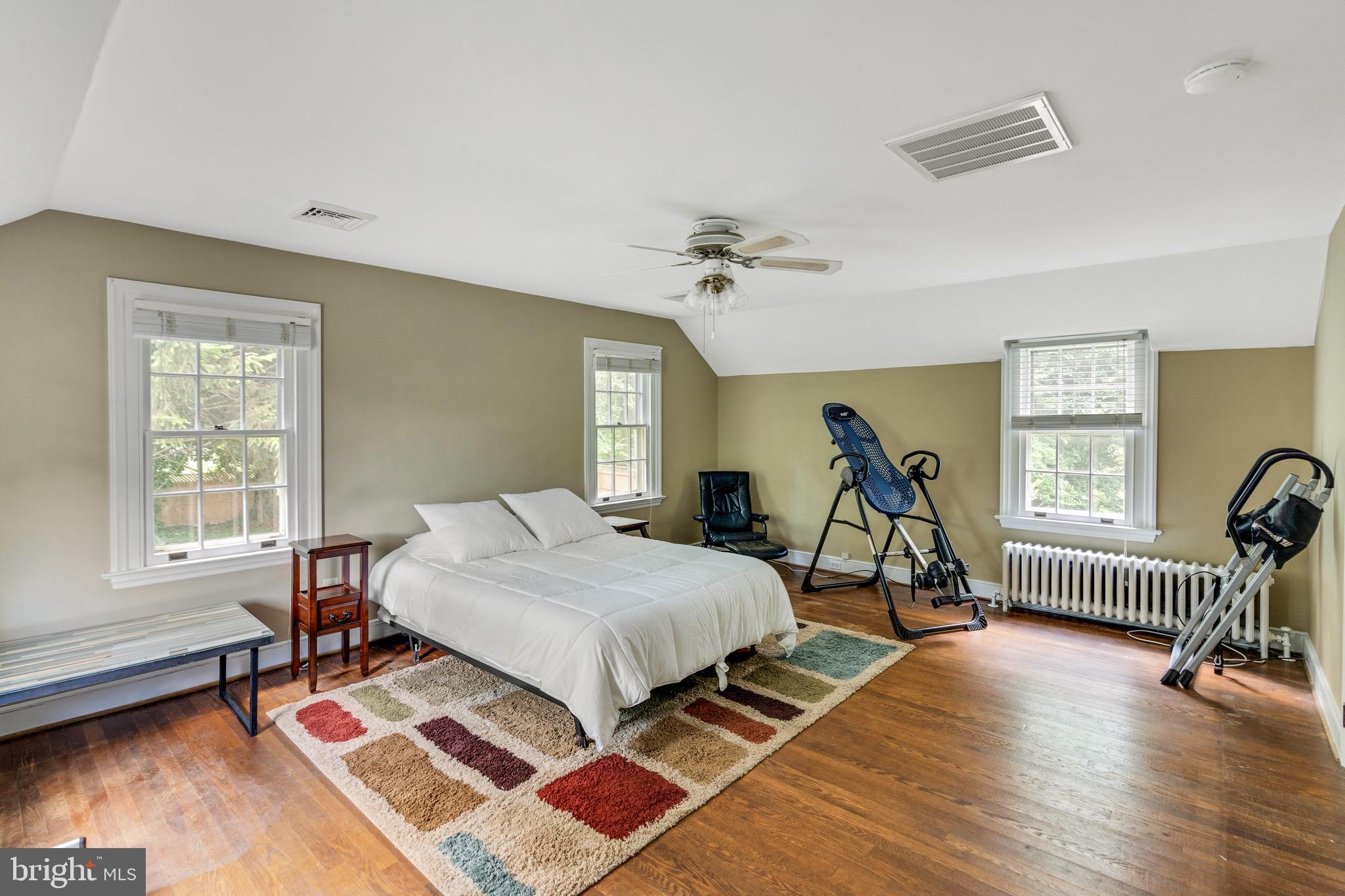 CURRAN TERRACE - Residential