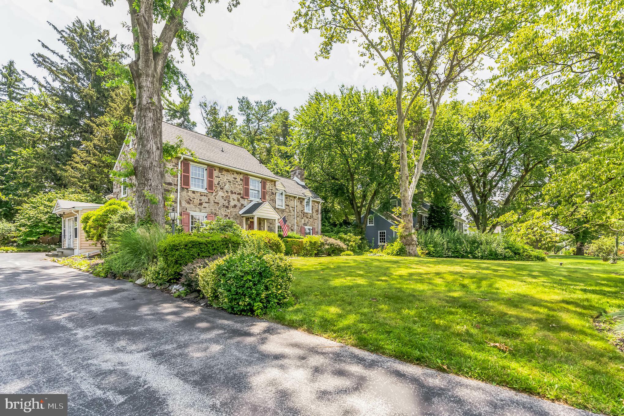CURRAN TERRACE - Residential