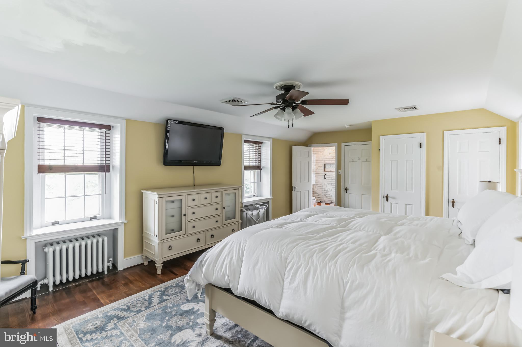 CURRAN TERRACE - Residential