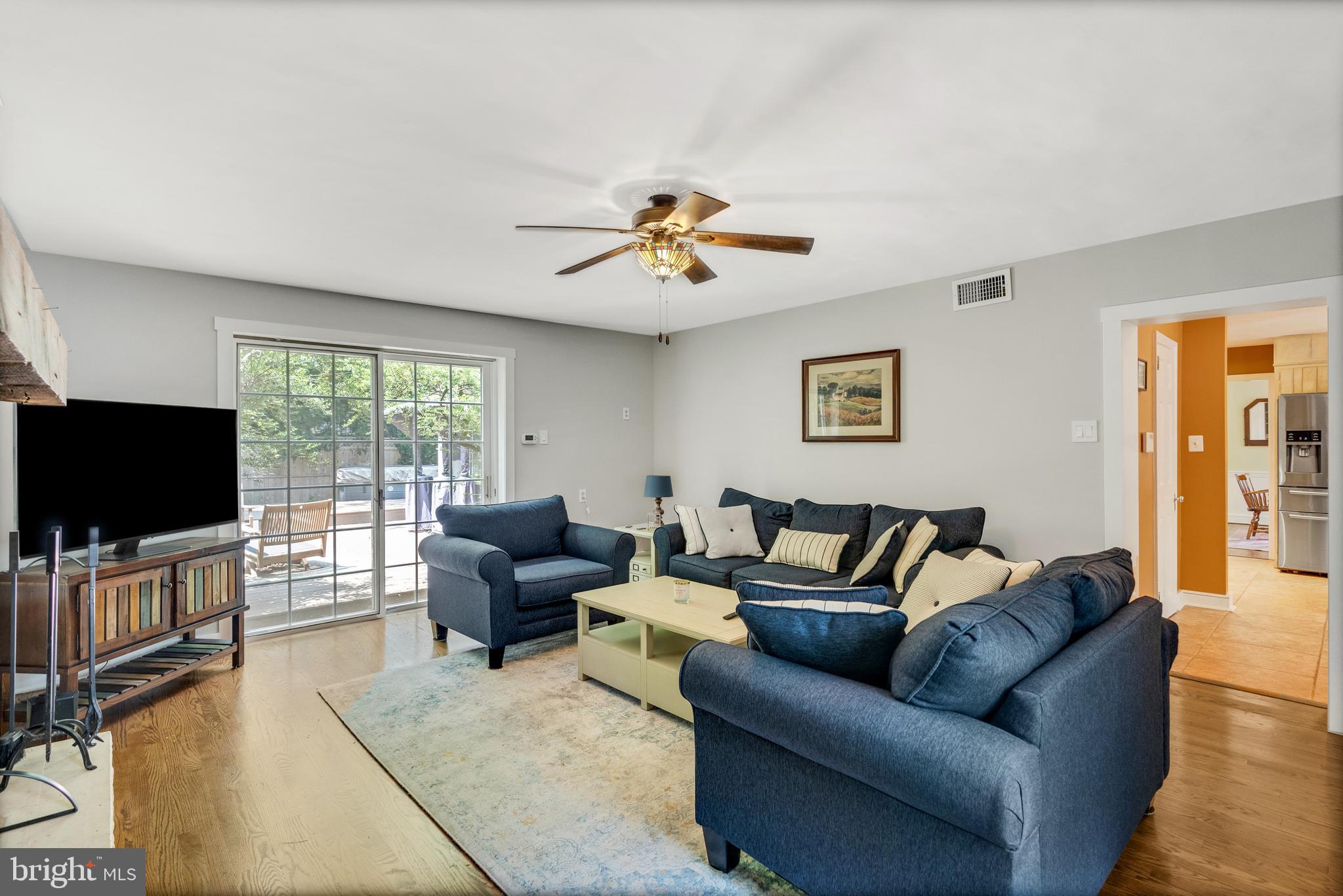 CURRAN TERRACE - Residential